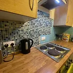 Apartment 2 Bedroom On Bathroom, Southmead Bristol