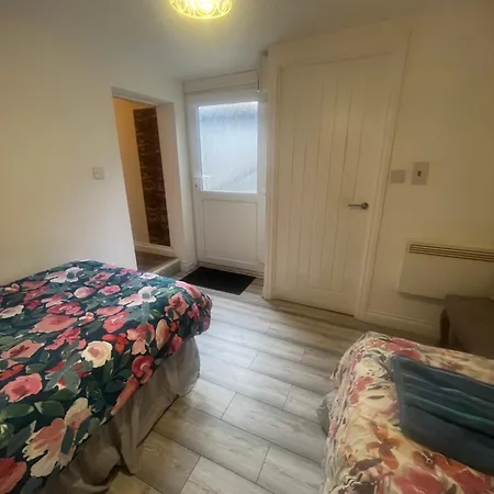 アパート 2 Bedroom On Bathroom, Southmead ブリストル