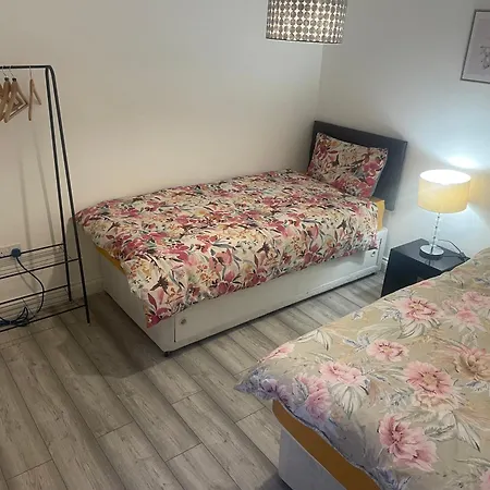 2 Bedroom On Bathroom, Southmead