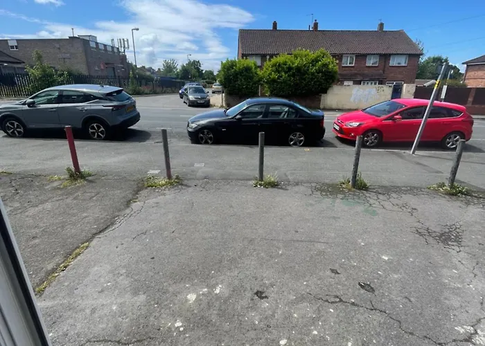 2 Bedroom On Bathroom, Southmead Bristol