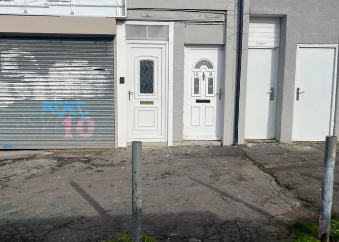 2 Bedroom On Bathroom, Southmead * Bristol